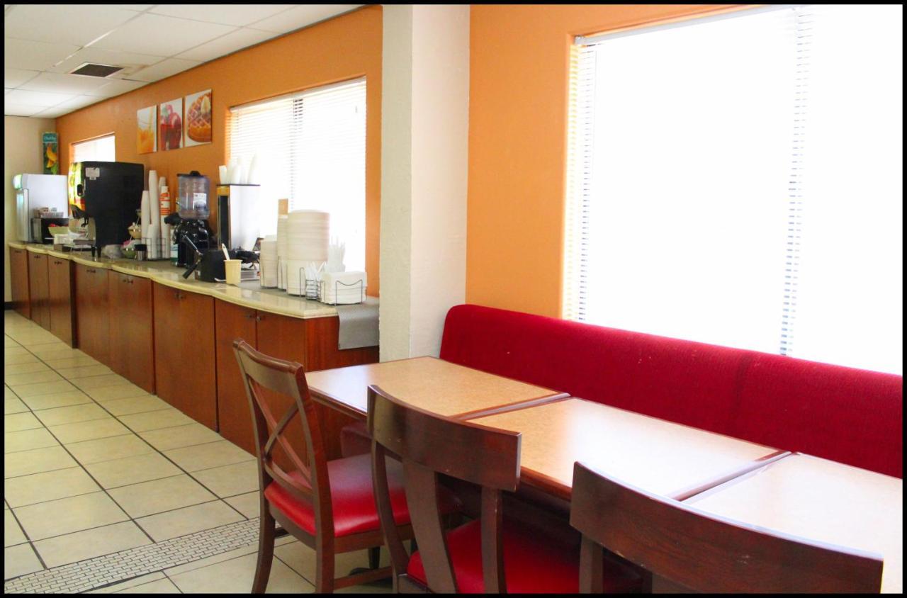 Ramada By Wyndham Tucson Airport Otel Drexel Heights Dış mekan fotoğraf