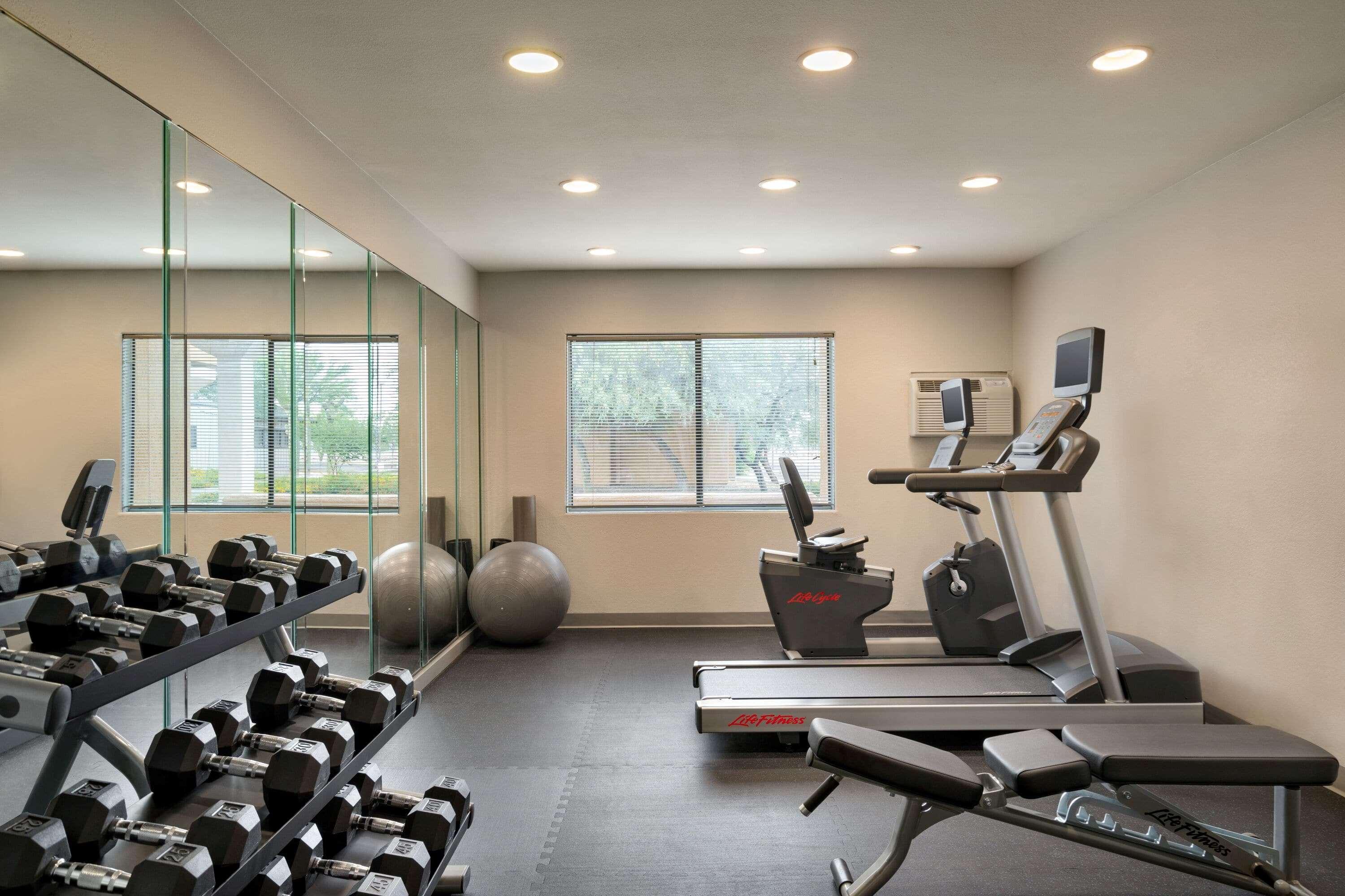 Ramada By Wyndham Tucson Airport Otel Drexel Heights Dış mekan fotoğraf